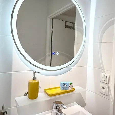 Contemporain Blue Lagoon 3 Etoiles Apartment Hyeres